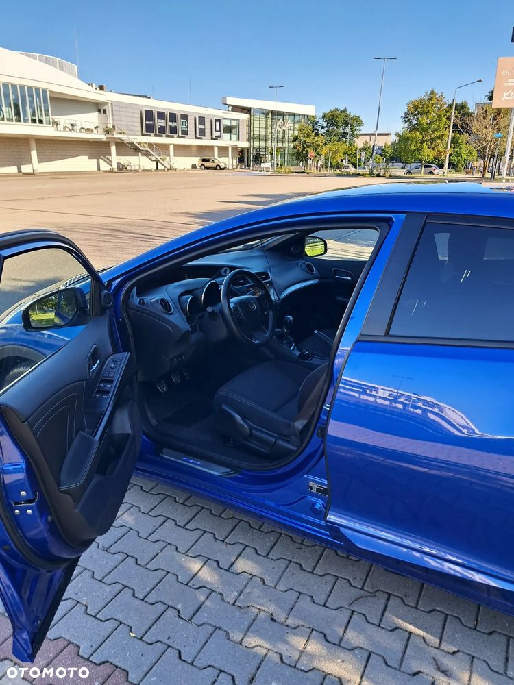 Honda Civic 1.8 Sport (Honda Connect+) - 3