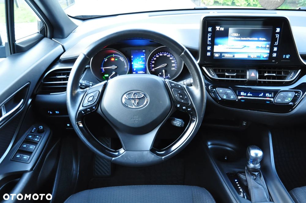 Toyota C-HR Business-Edition - 18