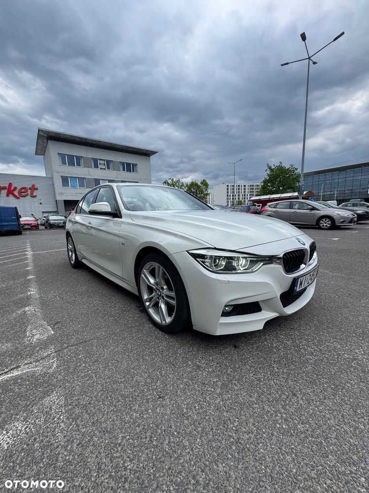 BMW Seria 3 318i - 4