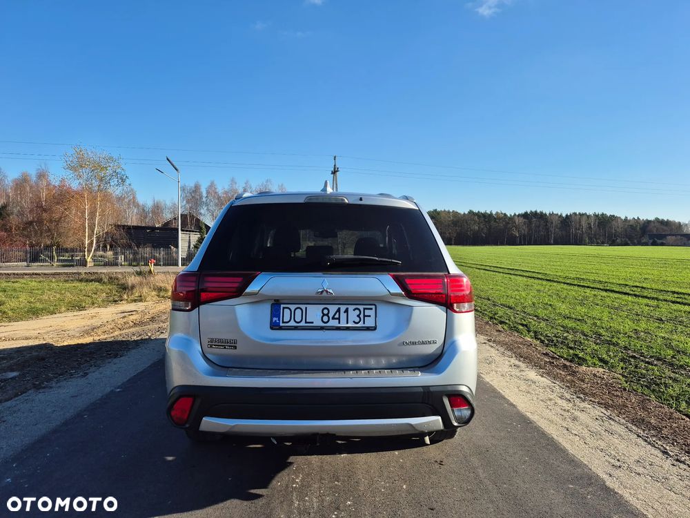 Mitsubishi Outlander 2.0 2WD CVT Active+ - 6