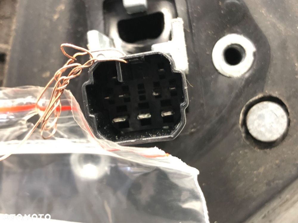 LUSTERKO PRAWY  SAAB 9-5 Kombi (YS3E) 1998 - 2009 2.3 Turbo 169 kW [230 KM] benzyna 1999 - 2001 - 4