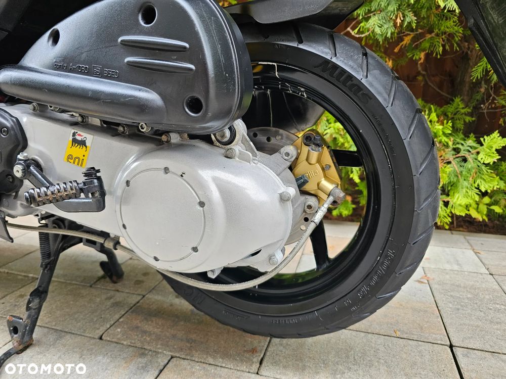 Aprilia SR - 15