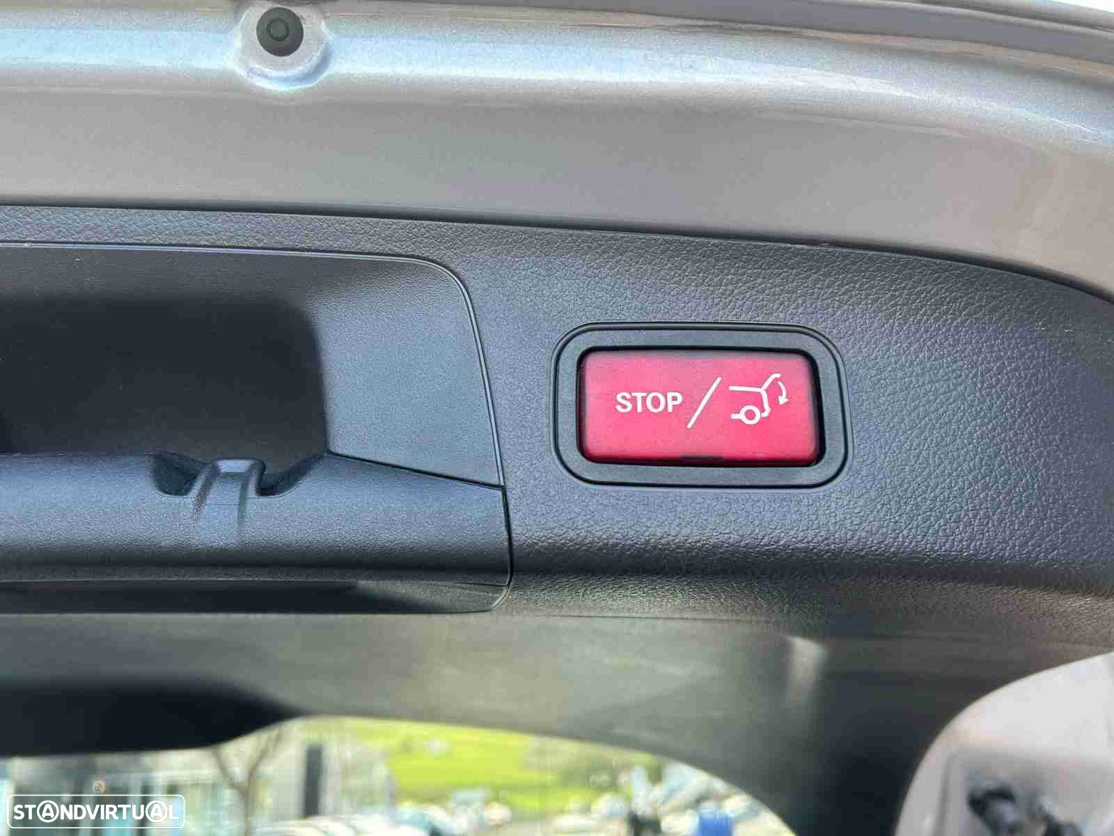 Mercedes-Benz GLA 180 d - 23