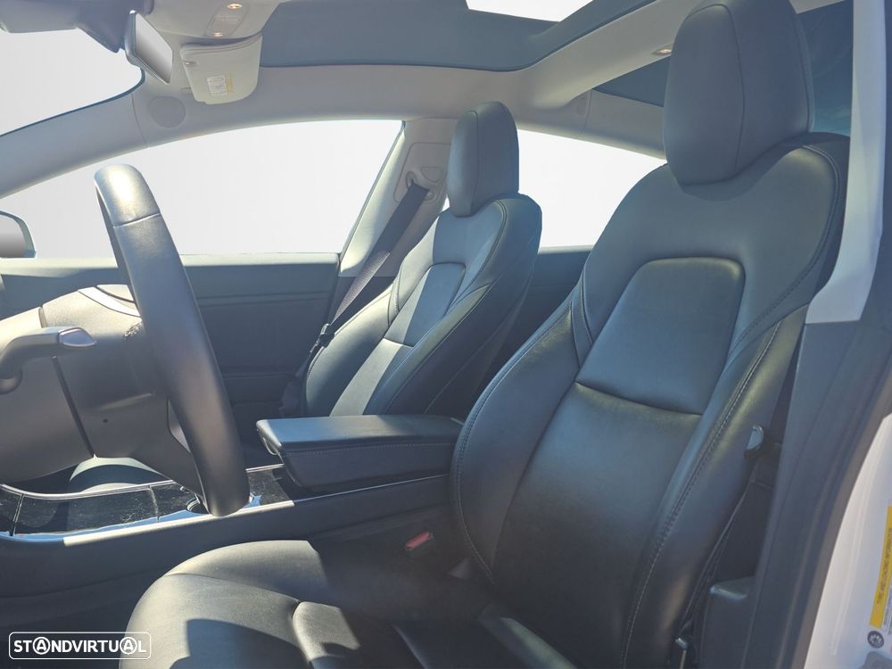 Tesla Model 3 Long-Range Dual Motor AWD - 9
