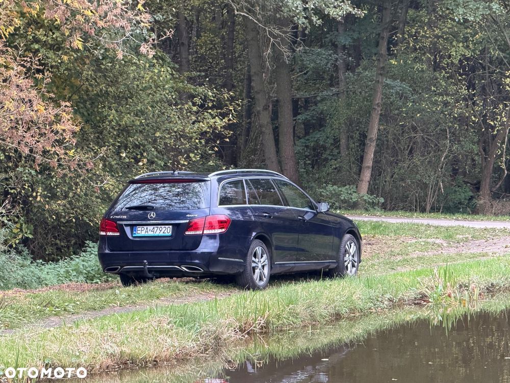 Mercedes-Benz E-Class 2014 photo 2