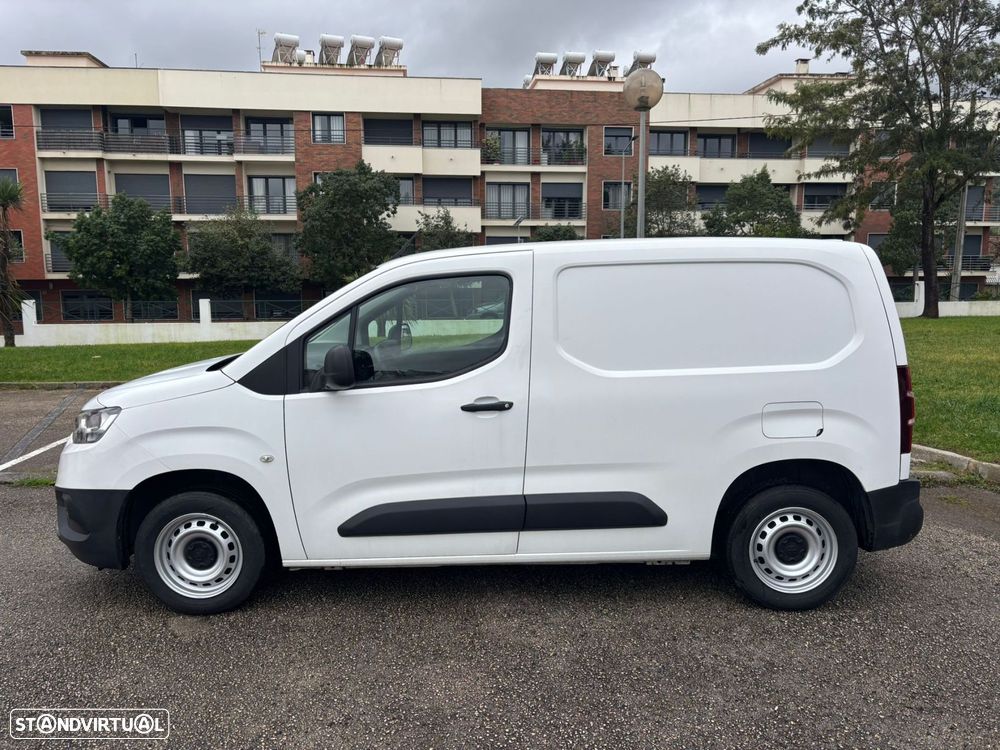 Toyota Proace City 1.5D L1 COMFORT 102cv - AC - GPS - IVA DEDUTÍVEL - 20
