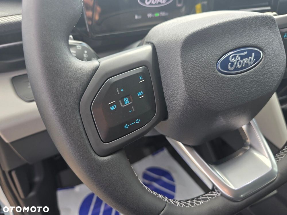 Ford Explorer - 21