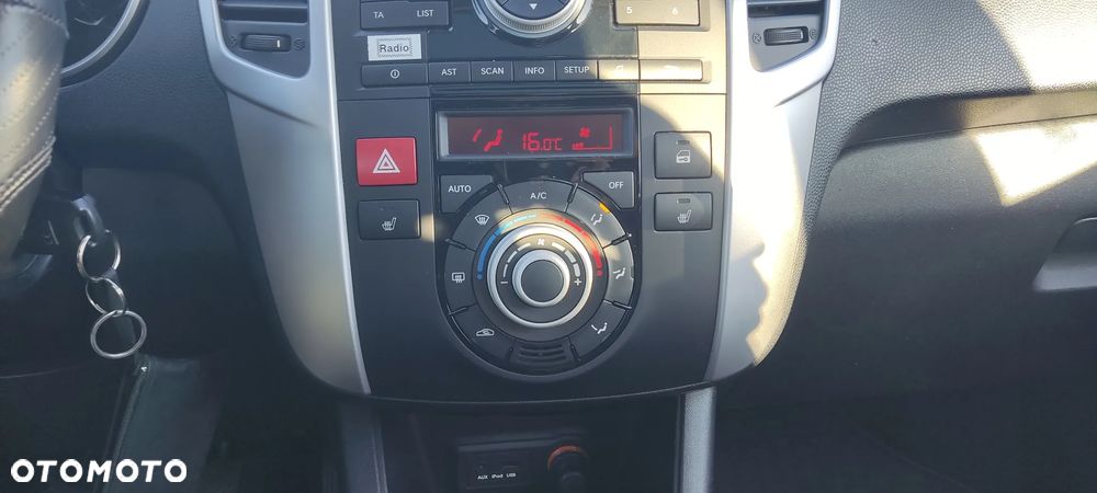 Kia Venga 1.6 CVVT Fifa World Cup Edition - 16