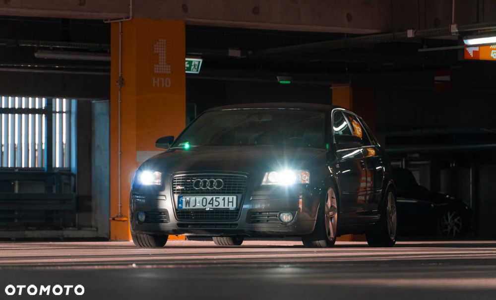 Audi A3 2.0 TDI DPF S line Sportpaket - 2