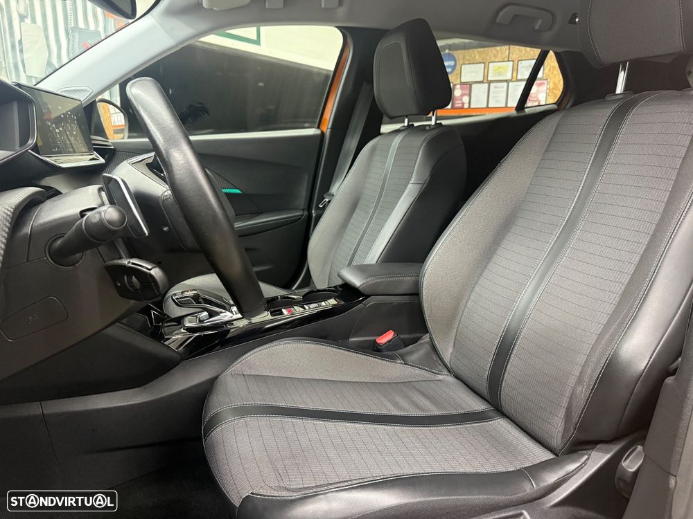 Peugeot 2008 1.5 BlueHDi Allure Pack EAT8 - 15