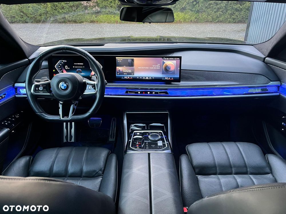 BMW Seria 7 740Ld xDrive sport - 13