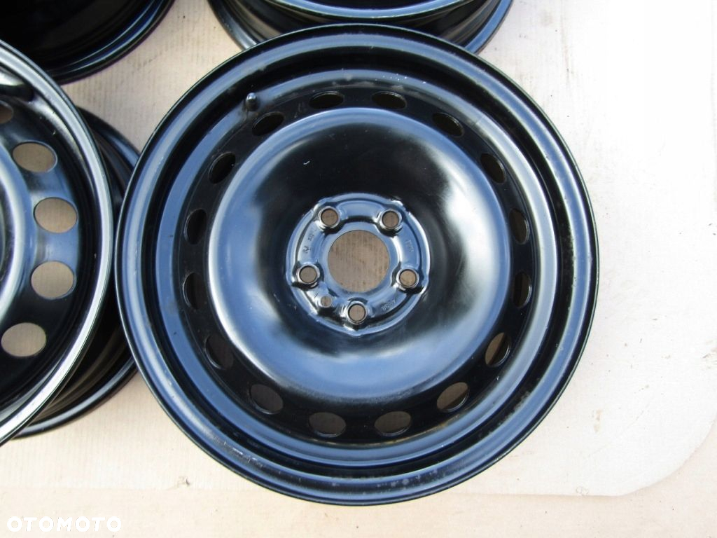 4x Felgi 15 Fiat 500L Opel Combo D Doblo Cargo Tipo II 5x98 - 11