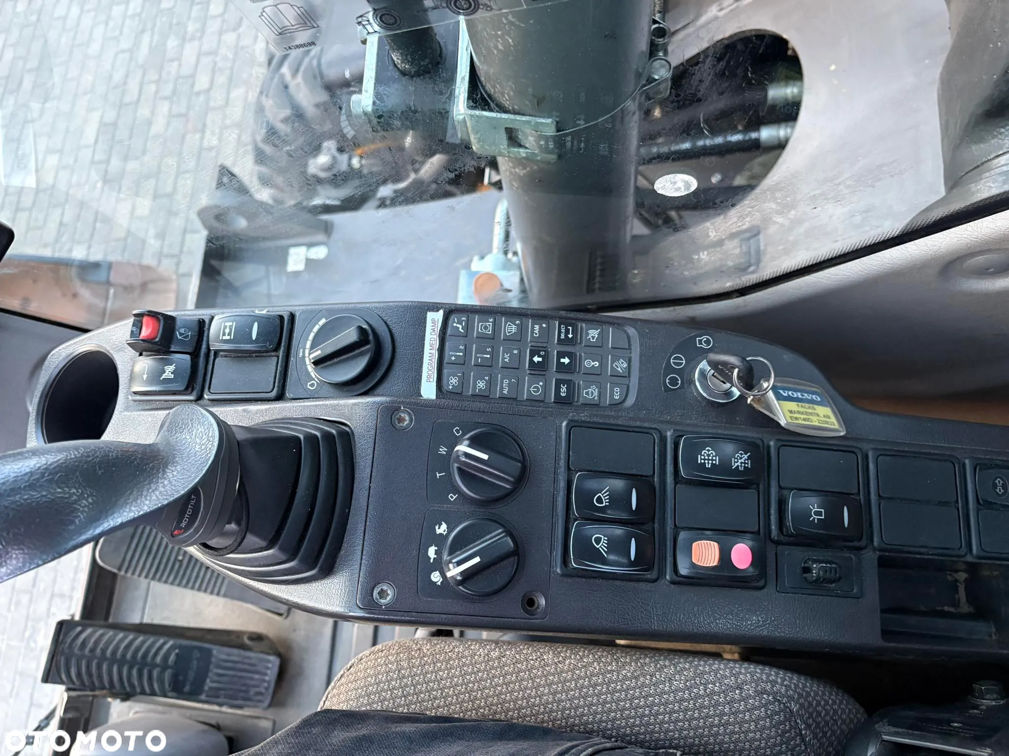Volvo EW 140D ROTOTILT SZCZYPCE SYSTEM LEICA - 27