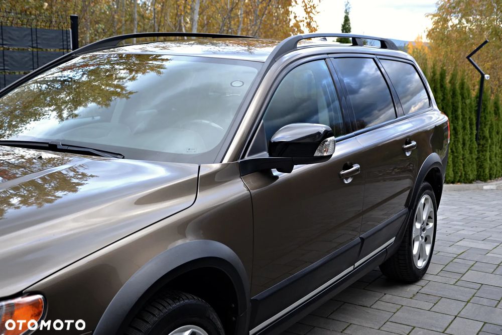 Volvo XC 70 T5 AWD Summum - 16