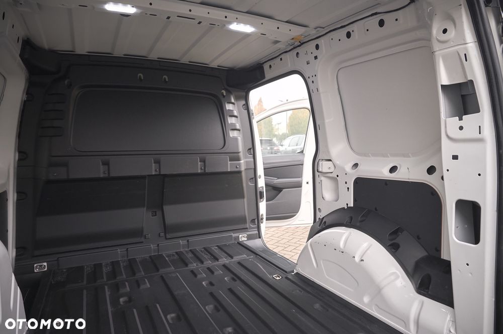 Volkswagen Caddy - 28