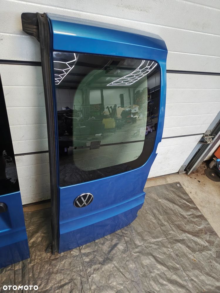 VW CADDY V 2K7 drzwi prawy tył LW5M do założenia w kolor OSOBOWY - 4