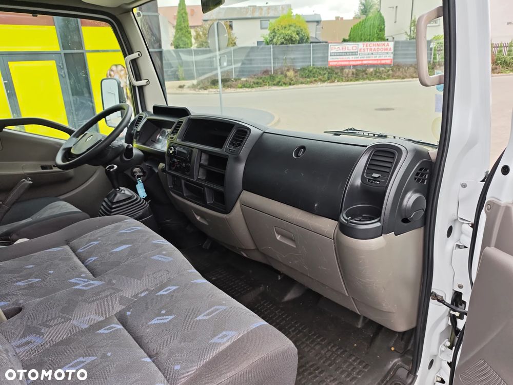 Renault Maxity - 22