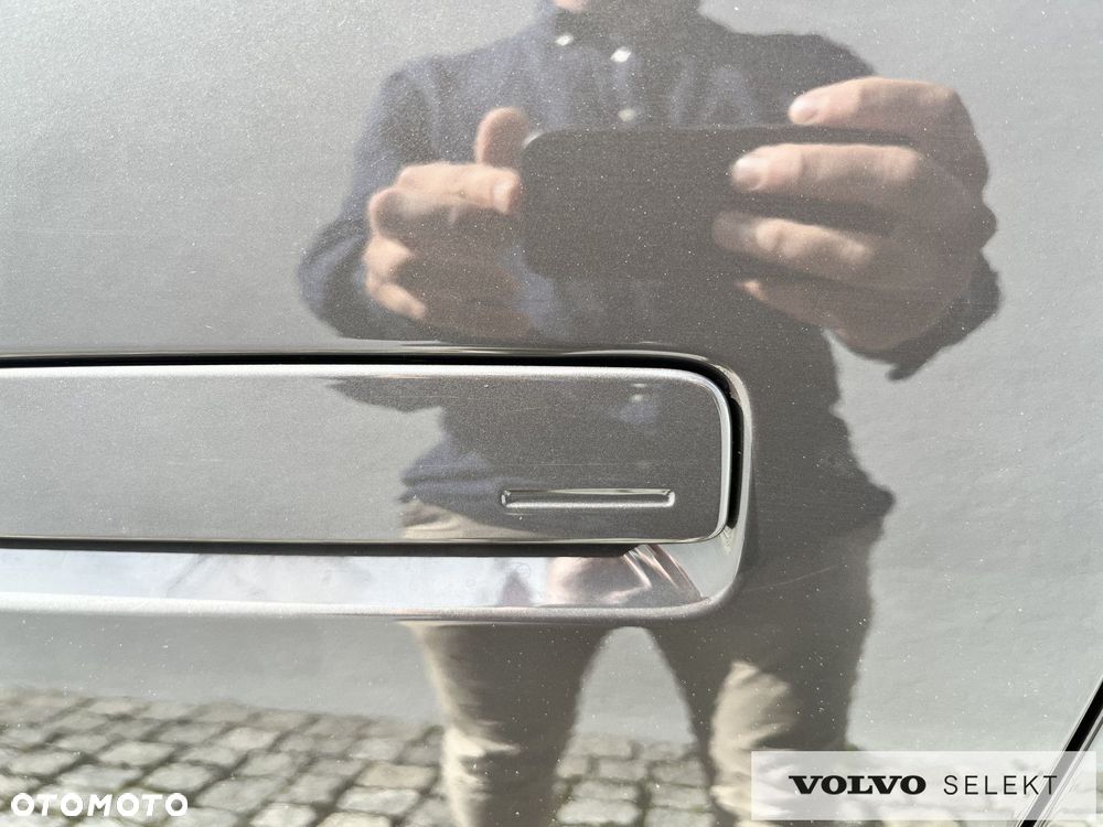 Volvo EX90 - 12