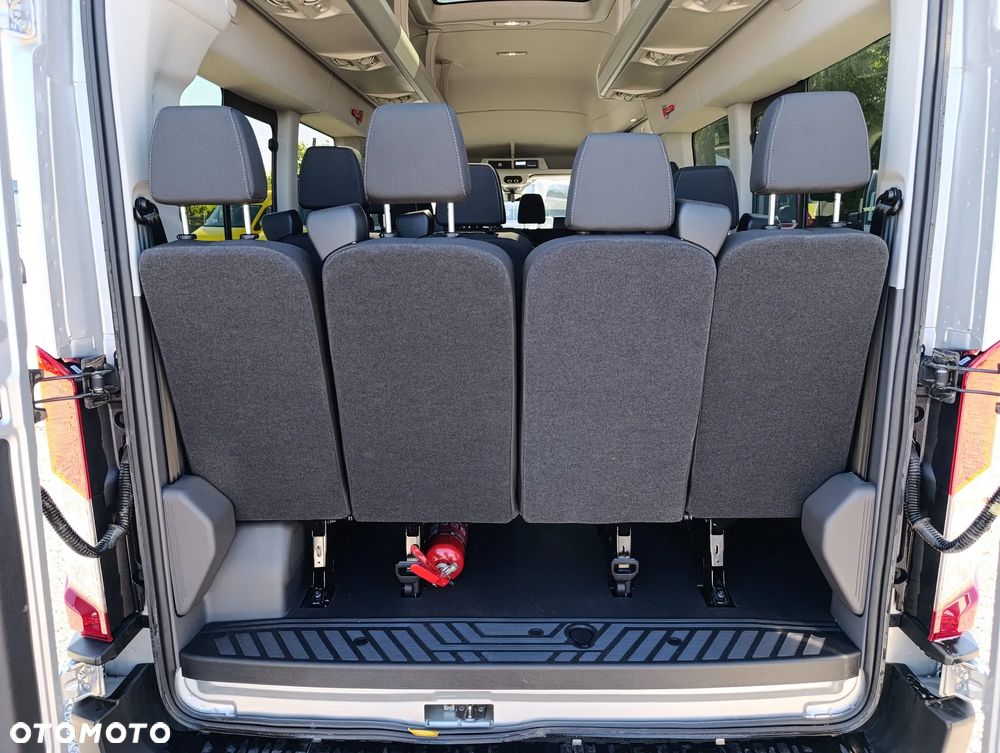 Ford Transit - 8