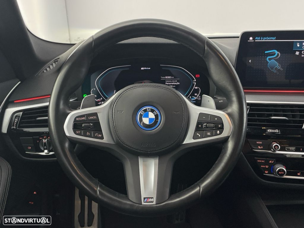 BMW 520 e - 14