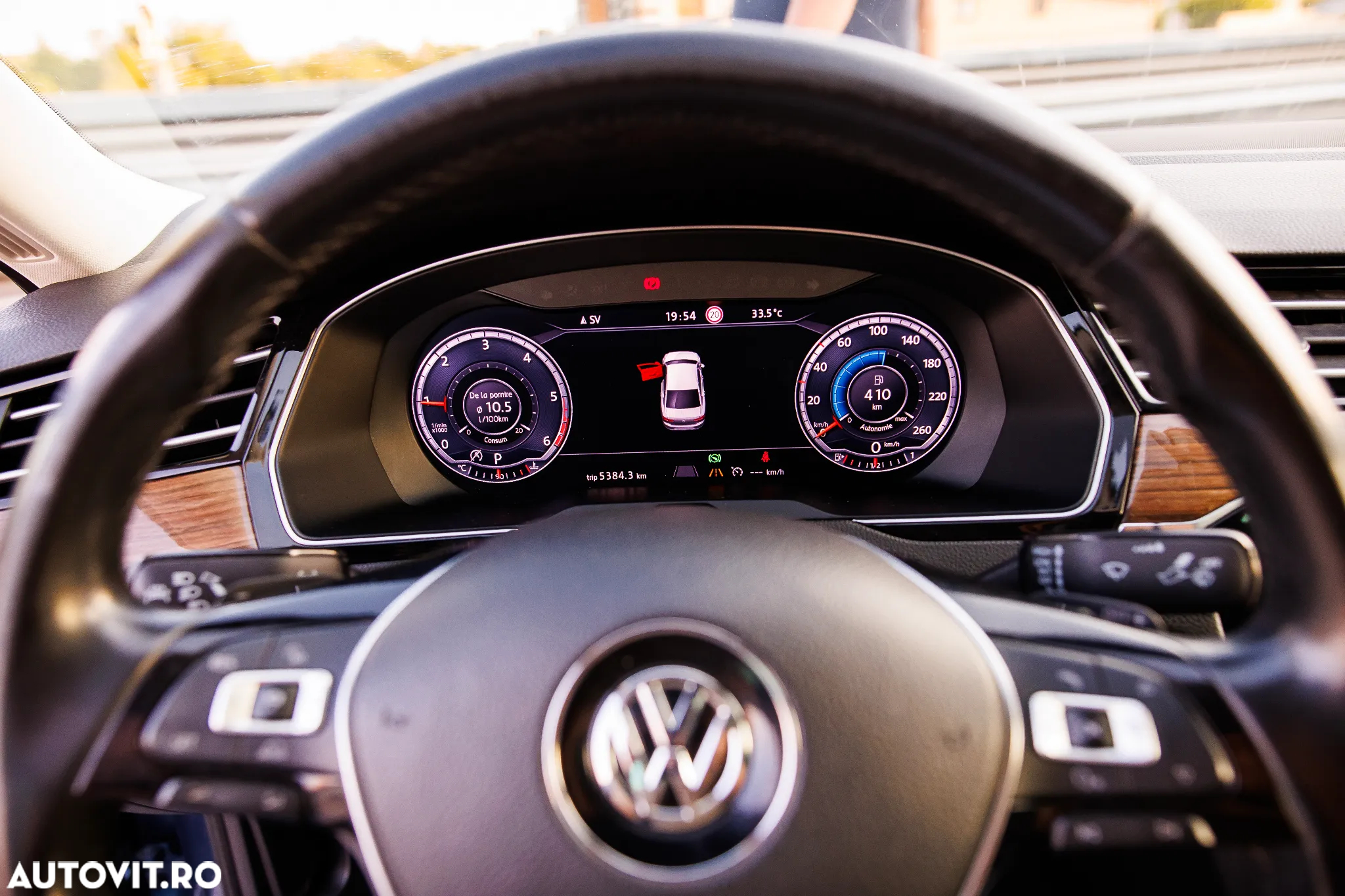 Volkswagen Passat Variant 2.0 TDI DSG 4Motion Highline - 11
