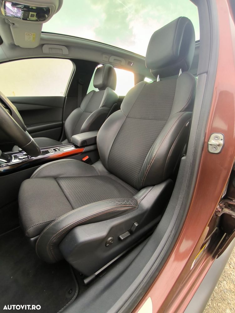 Peugeot 508 Hybrid4 - 15
