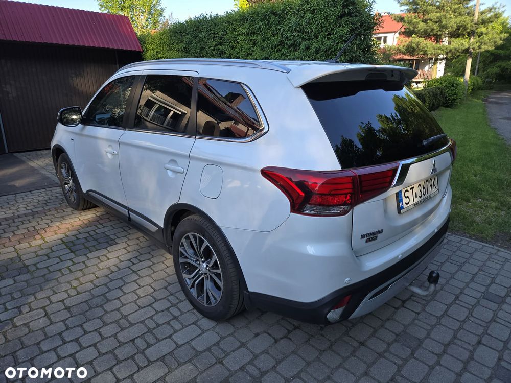Mitsubishi Outlander - 5