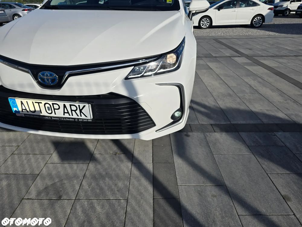 Toyota Corolla 1.8 Hybrid GPF Comfort - 32