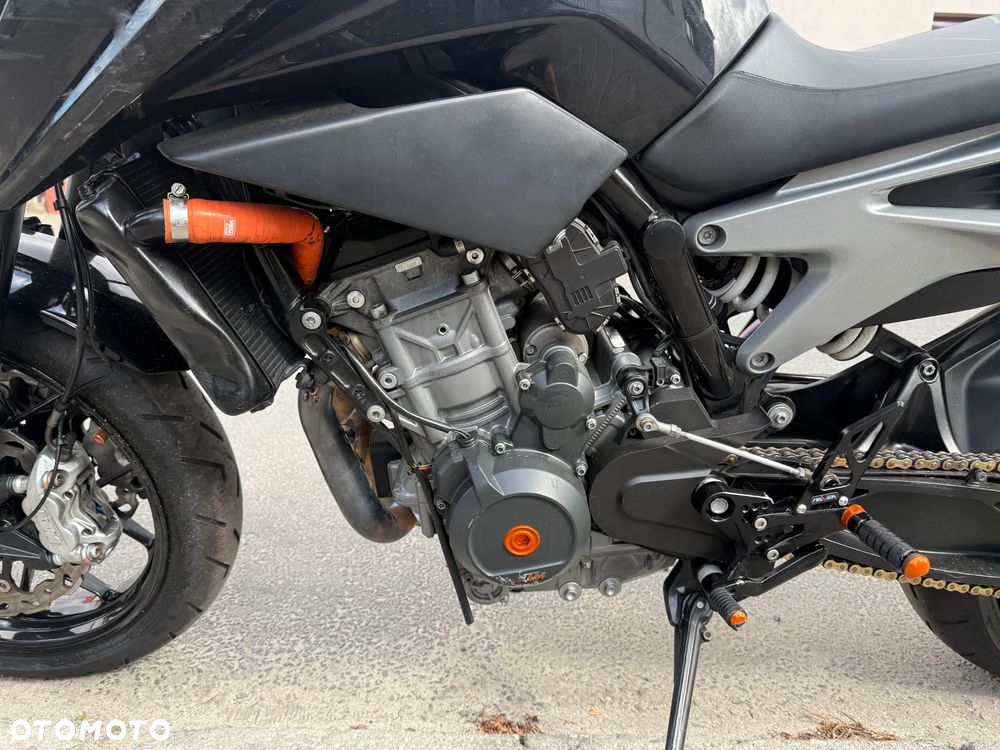 KTM Duke - 13