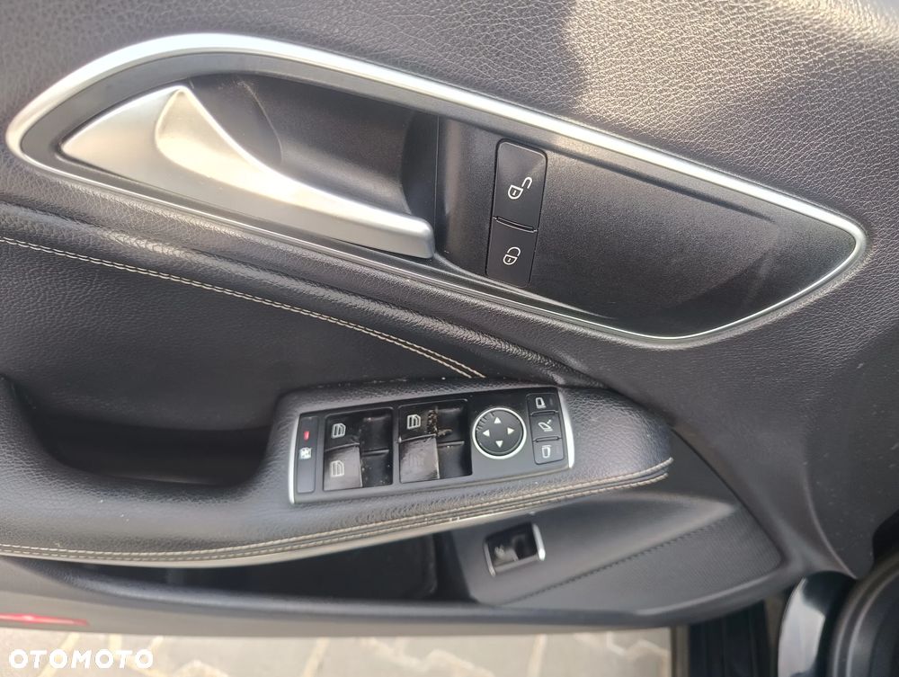 Mercedes-Benz CLA - 9