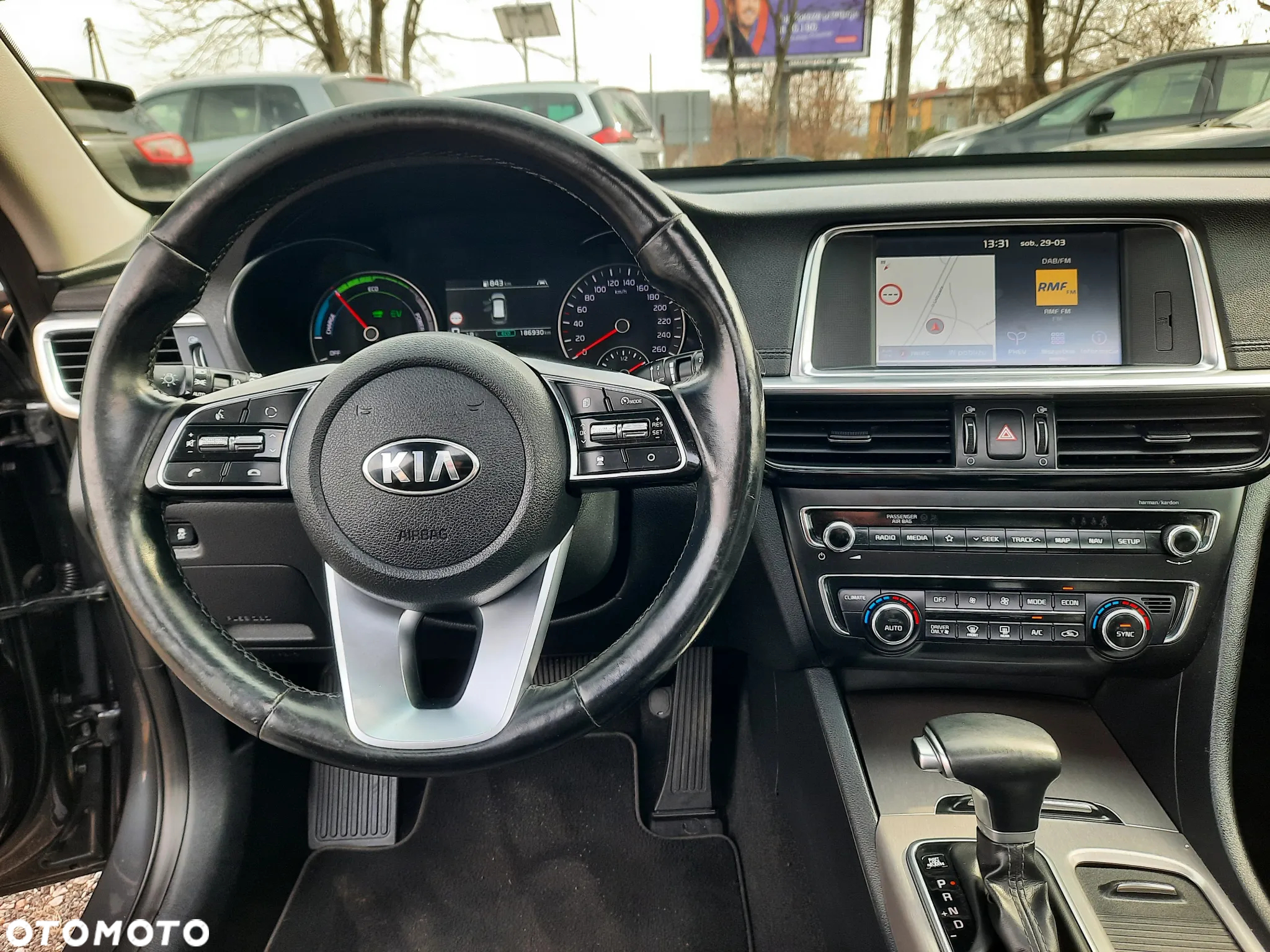 Kia Optima Plug-in Hybrid - 28