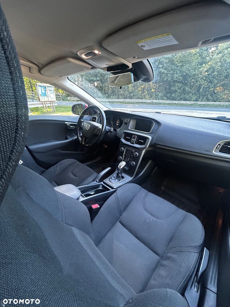 Volvo V40 D3 Summum - 8