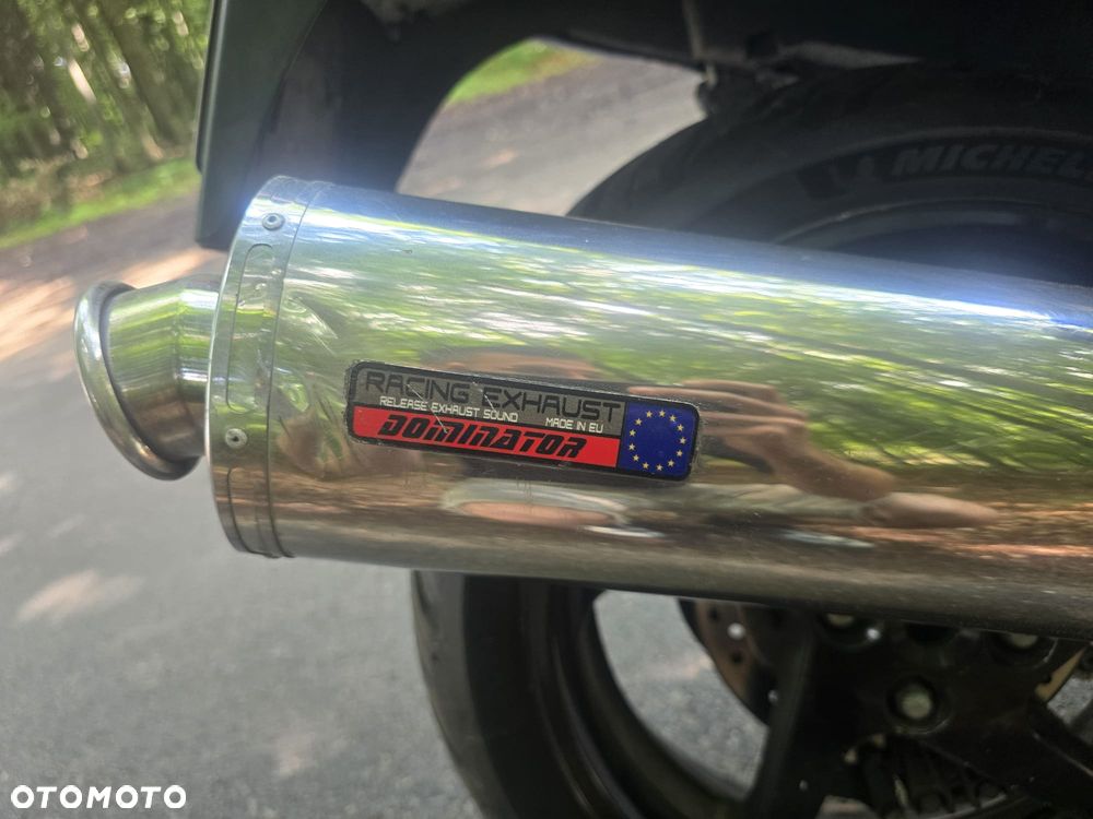 Honda VFR - 31