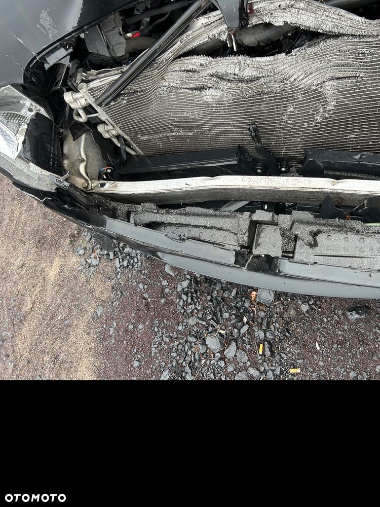 BMW Seria 2 218d Sport-Aut M Sport - 2