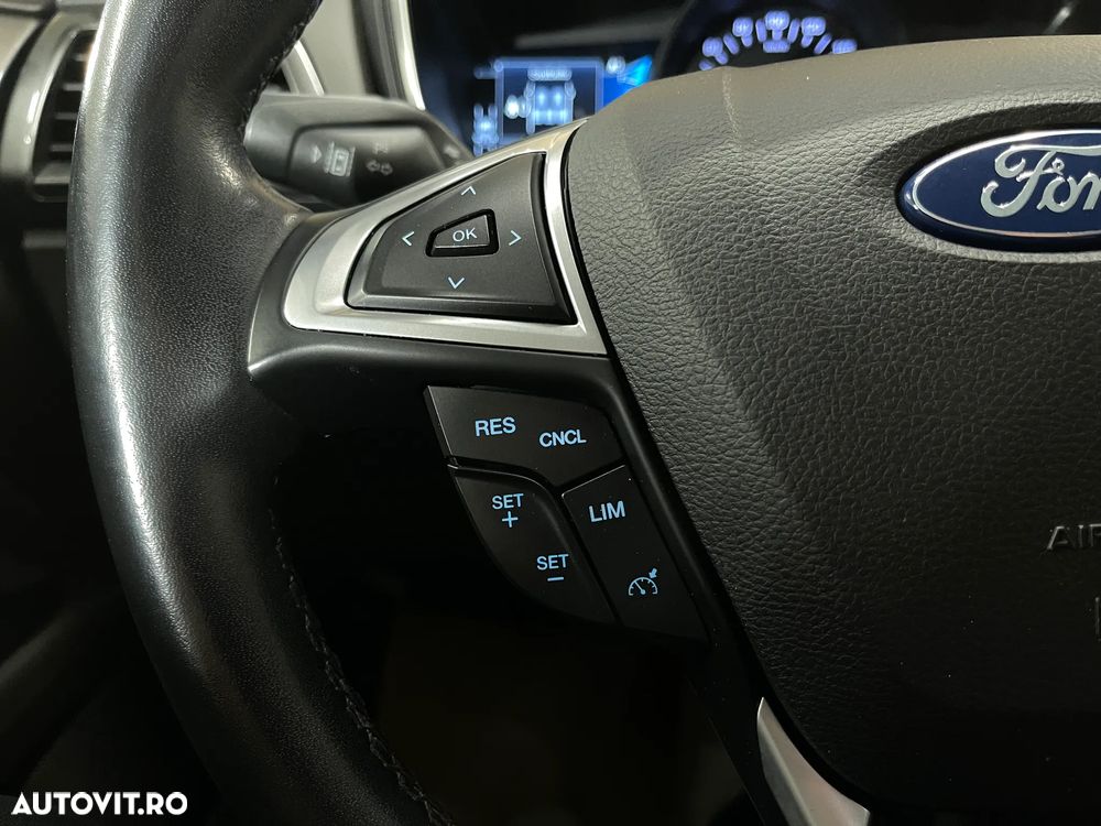 Ford Mondeo 2.0 HEV Titanium - 21