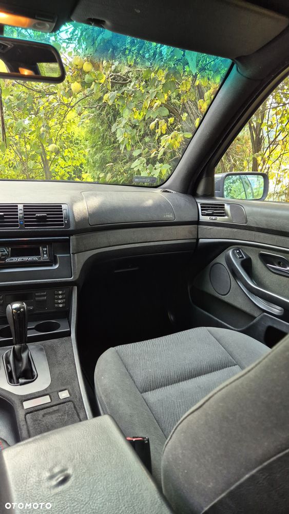BMW Seria 5 - 17