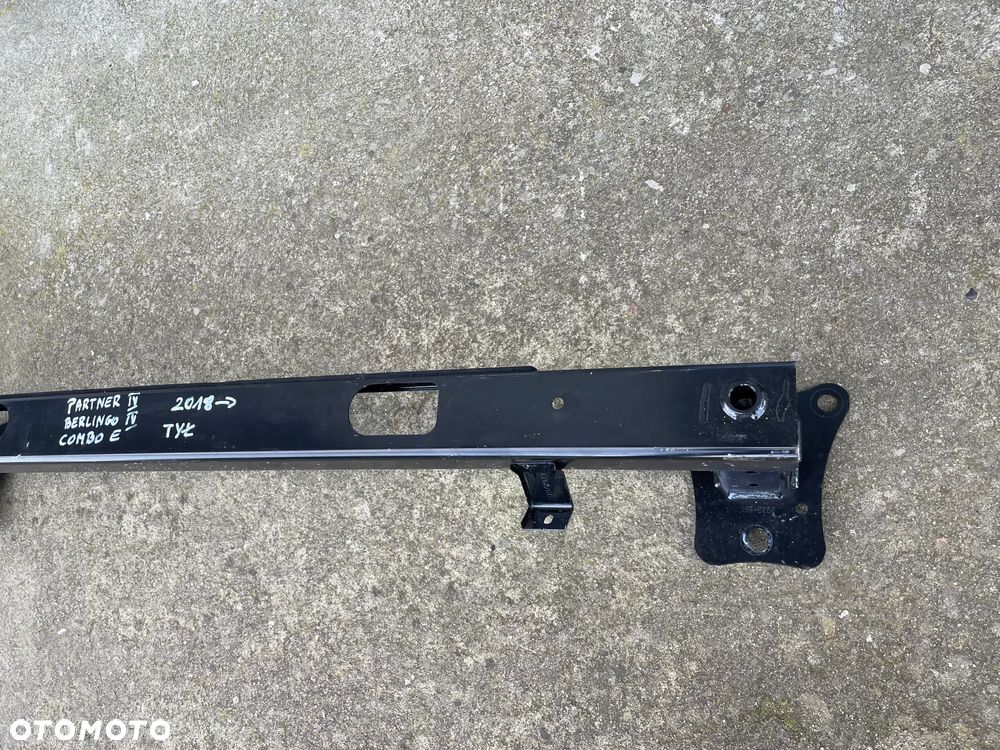 BELKA TYLNA BERLINGO IV, PARTNER IV, COMBO E  2018-- NOWA - 2