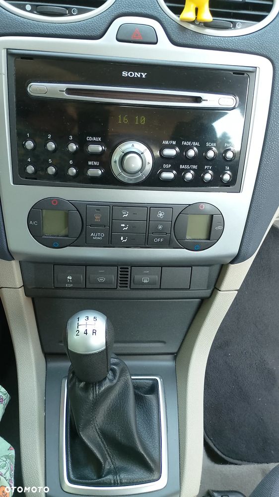 Ford Focus 1.6 Ambiente - 5