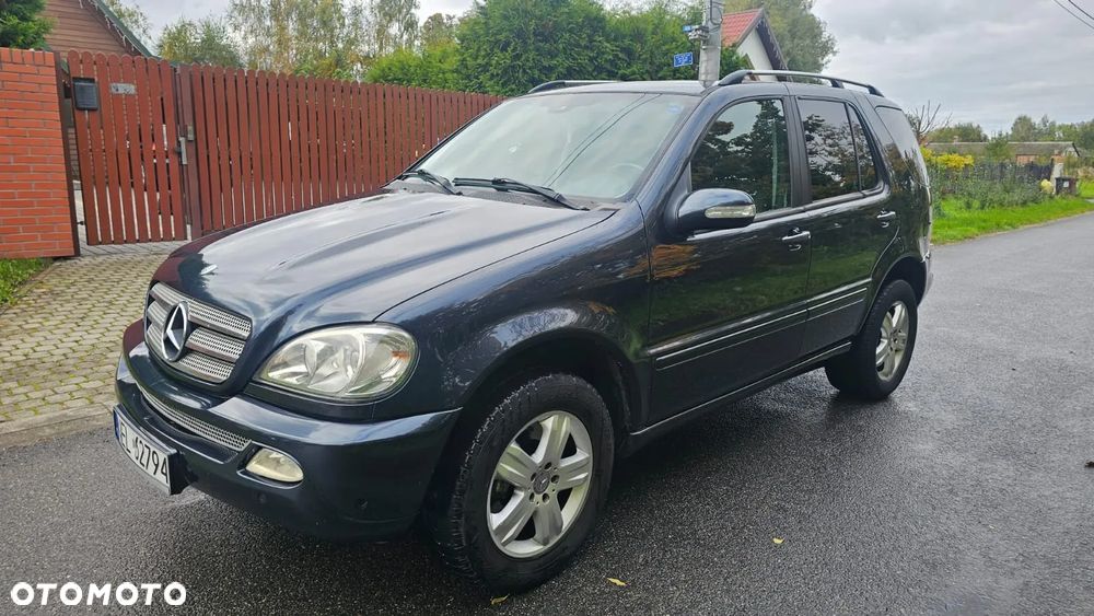 Mercedes-Benz ML - 16