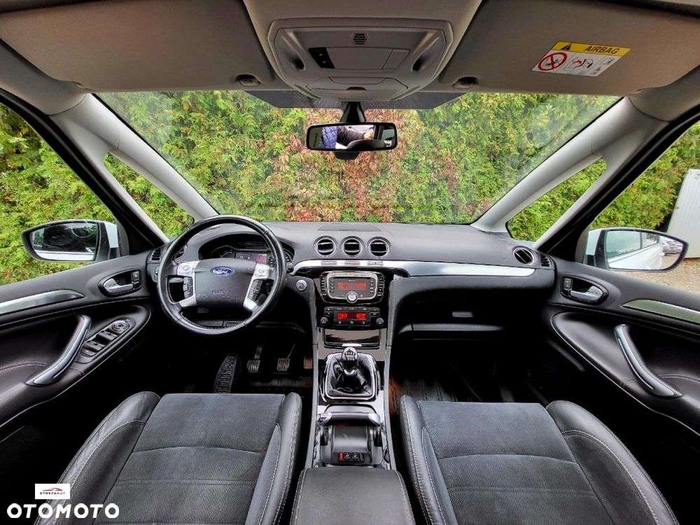 Ford S-Max - 9