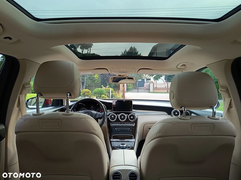 Mercedes-Benz GLC - 28
