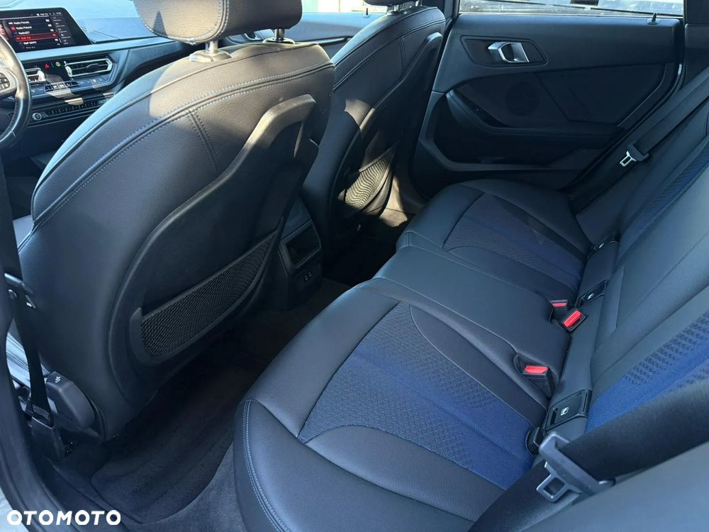 BMW Seria 2 216d GT M Sport - 12
