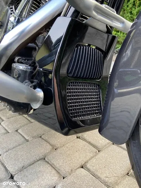 Harley-Davidson Touring Street Glide - 31