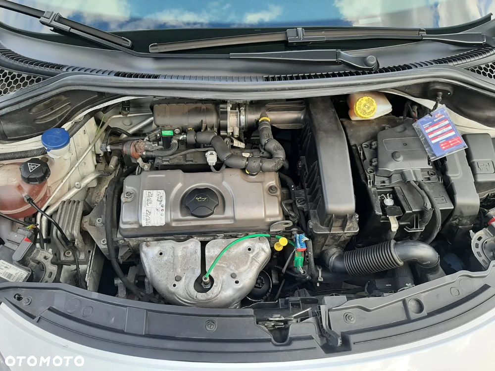 Peugeot 207 1.4 Presence - 30