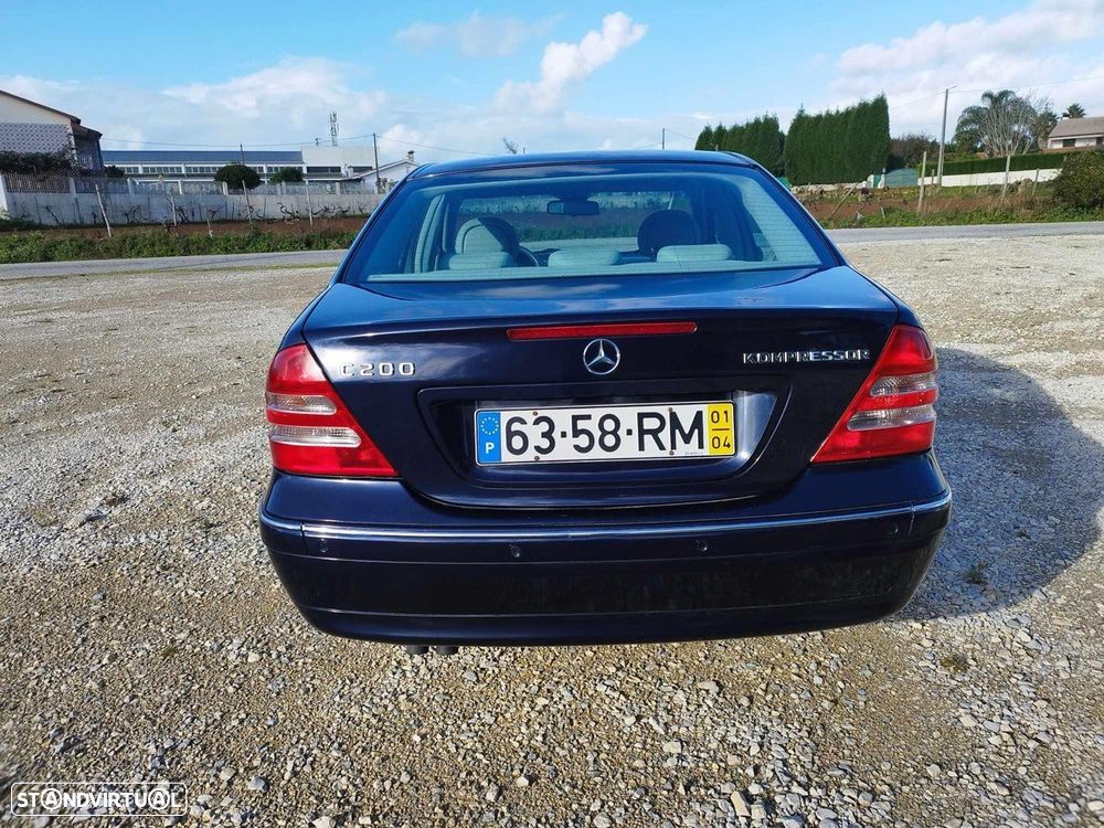 Mercedes-Benz C 200 - 5