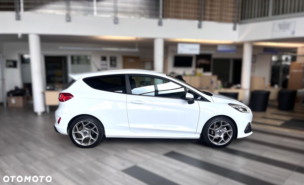 Ford Fiesta 1.5 EcoBoost S&S ST - 6