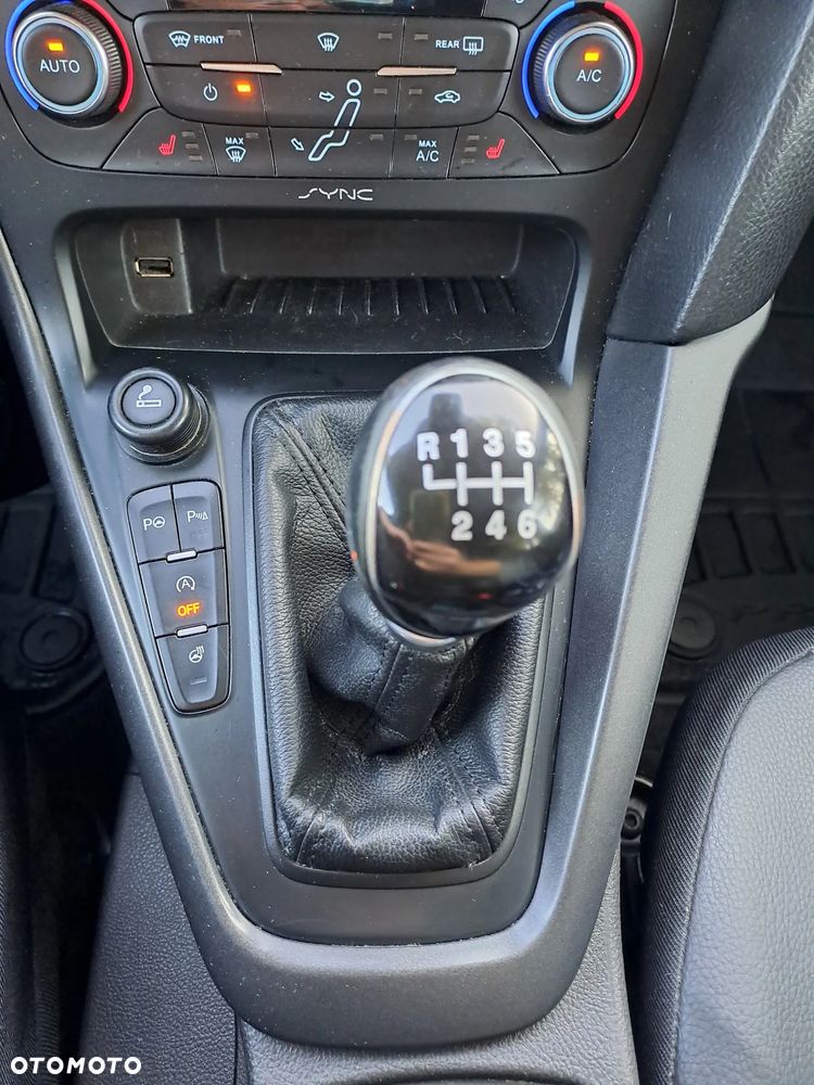 Ford Focus 2015 photo 3