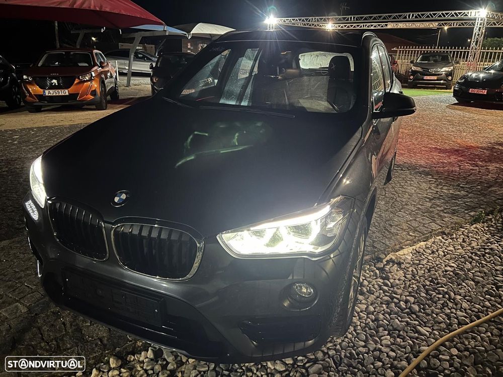 BMW X1 16 d sDrive Auto Line Sport - 39
