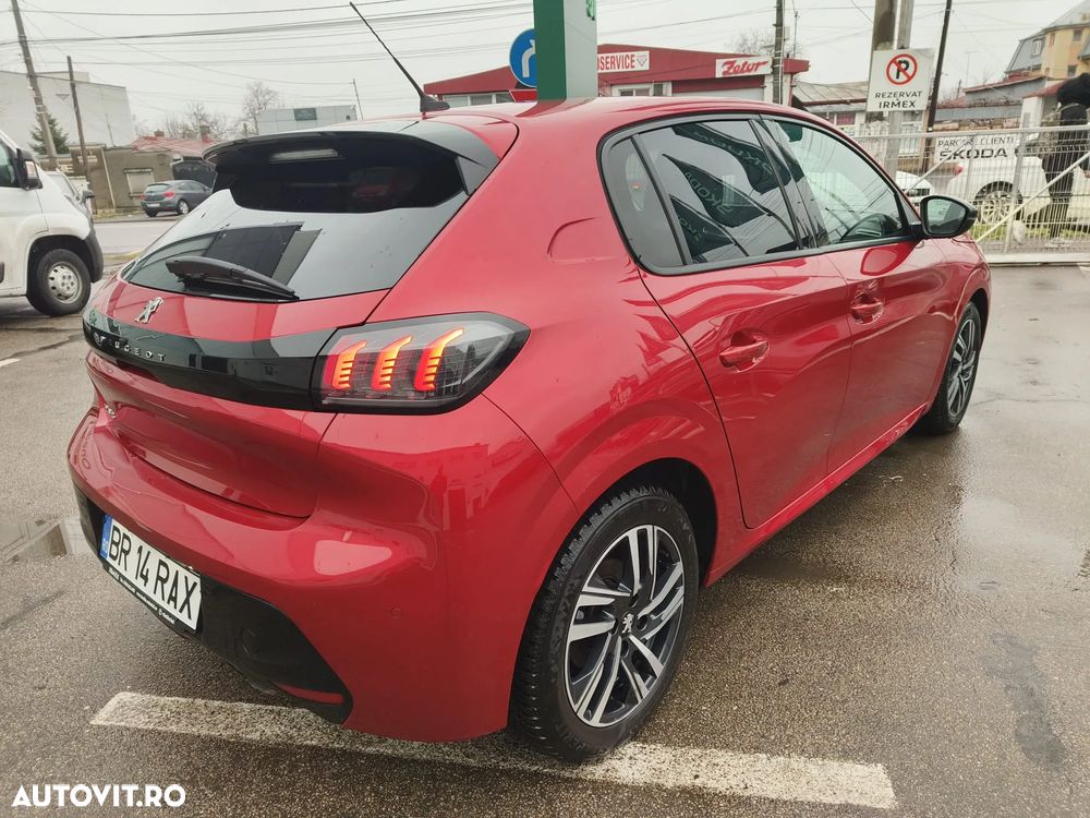 Peugeot 208 1.2 L PureTech STT Allure - 6