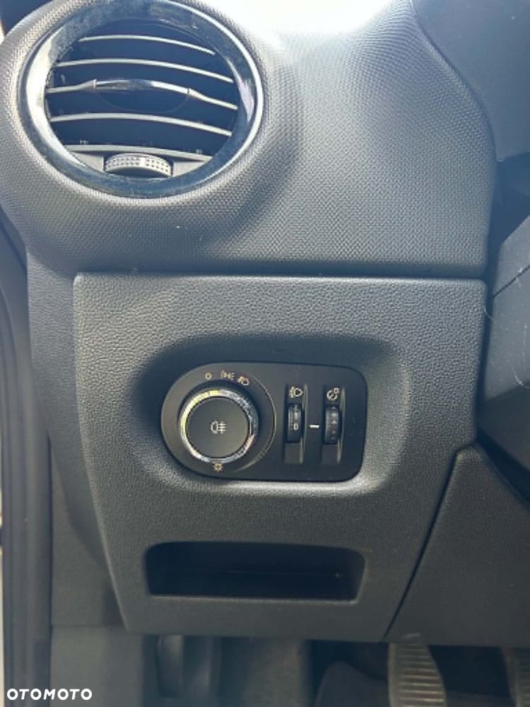 Opel Corsa - 24